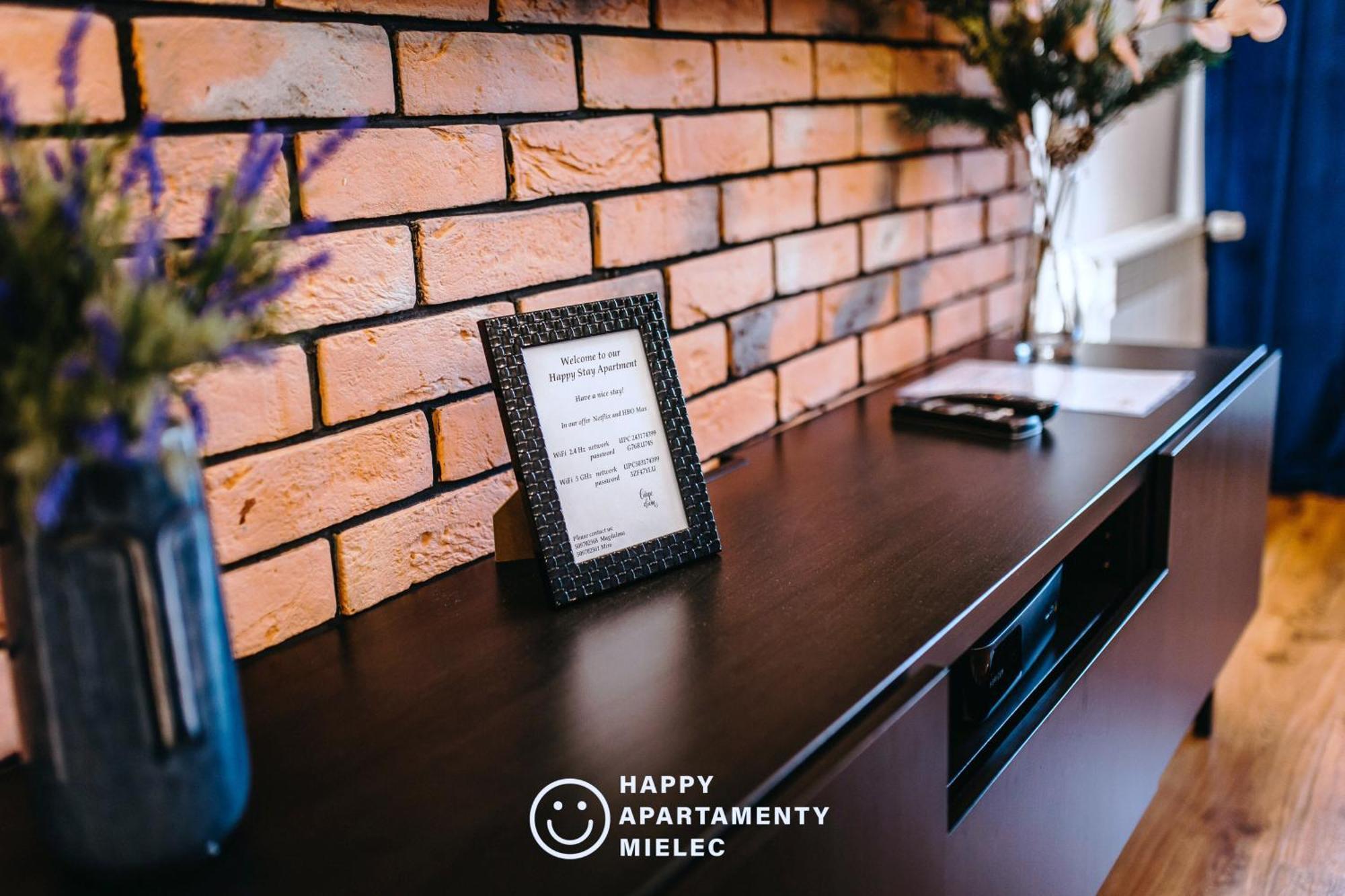 Happy Stay - Apartamentyhappy Pl Mielec Kültér fotó